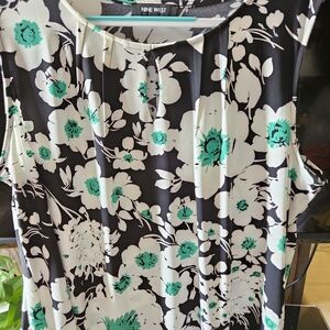 Nine West Black and Kelly Green Floral Blouse